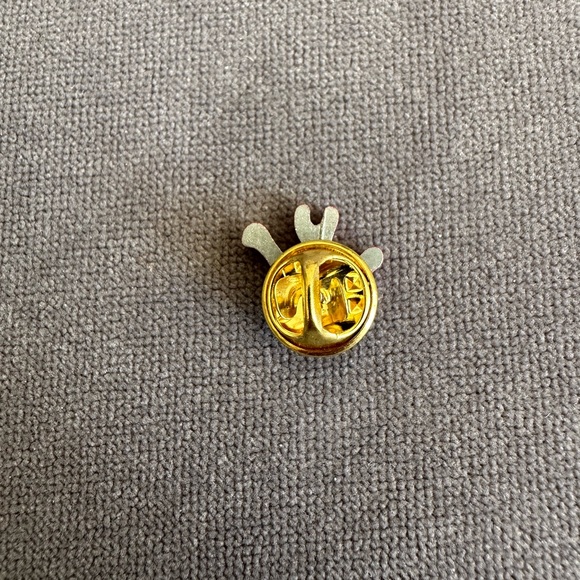 ISAIA | 🪸 Coral Pin - Free Shipping - Picture 3 of 5